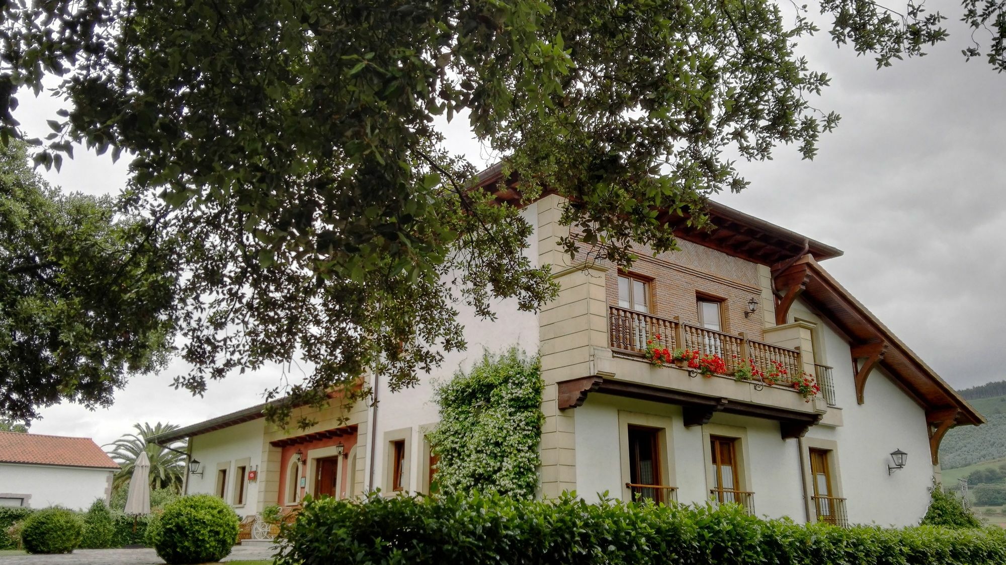 Hotel Posada La Robleda (Adults Only) Arnuero Exterior foto